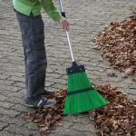 Balai de jardin avec manche télescopique