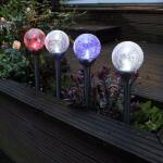 Eclairage solaire pour jardin - boule lumineuse